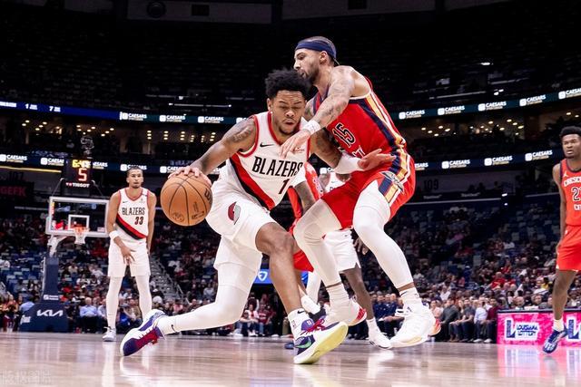 奥运-中国女篮不敌塞尔维亚遭两连败 韩旭11+7