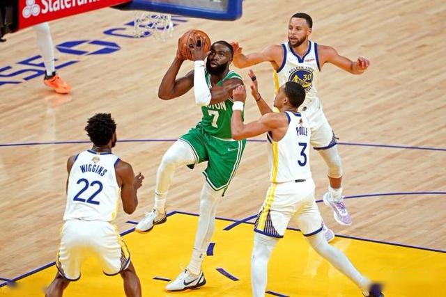 浙江队完成体测 刘泽一免测热甫卡提江未通过